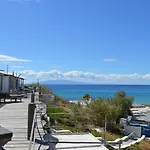 Sea Side &