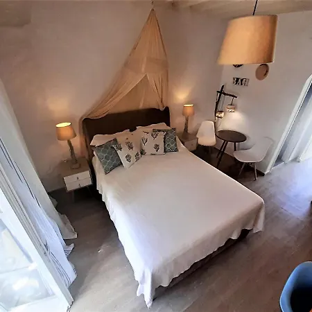 Sea Side & 2* Kalo Livadi