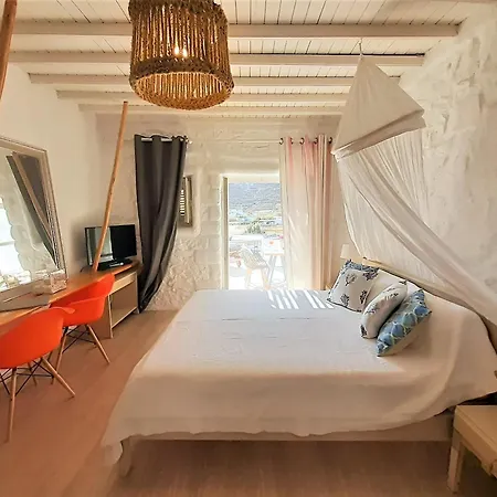 Sea Side & 2* Kalo Livadi