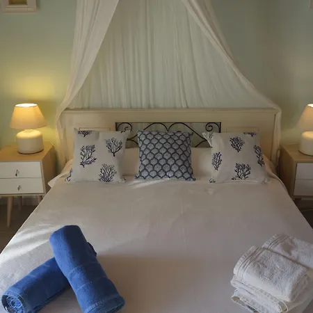 Sea Side & 2* Kalo Livadi