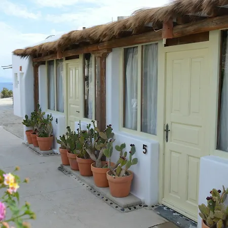 Sea Side & Aparthotel Kalo Livadi