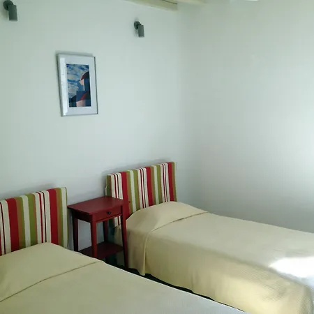 Sea Side & Aparthotel
