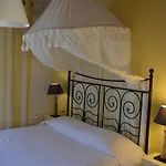 Sea Side & Aparthotel Kalo Livadi