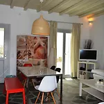 Sea Side & Aparthotel 2*