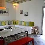 Sea Side & Aparthotel