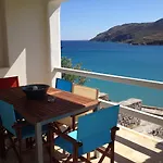 Sea Side & Aparthotel Kalo Livadi