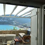 Sea Side & Aparthotel