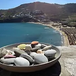 Sea Side & Aparthotel Kalo Livadi