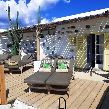 Sea Side & Aparthotel