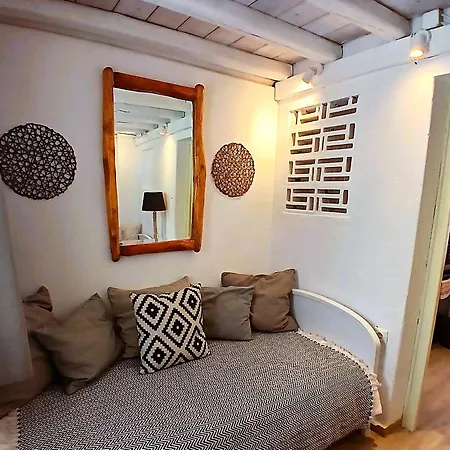 Sea Side & 2* Kalo Livadi