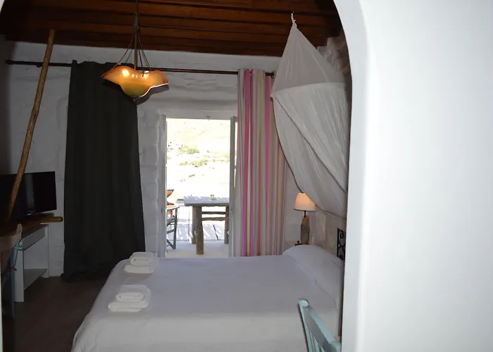 Sea Side & Apartmanhotel 2*