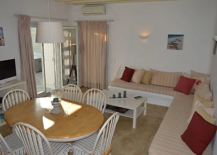 Apartahotel Sea Side Studios&houses Playa Kalo Livadi