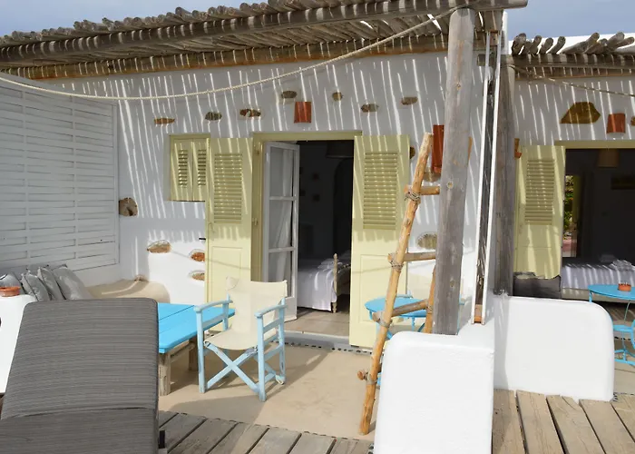 Sea Side & Apartmanhotel 2*