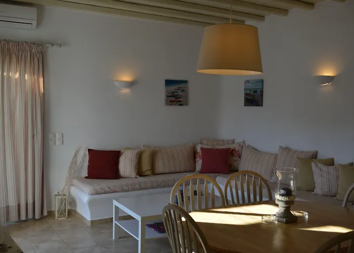 Sea Side & Apartmanhotel 2*